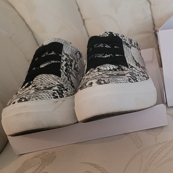 Report Shoes - Picture 5 of 5